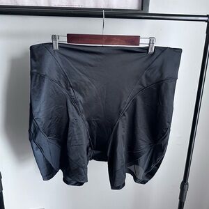 Ivy Park Biker Shorts Plus SZ 4X Black Spandex Athletic Shorts